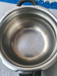Vintage Prestige Deluxe Pressure Cooker Lid