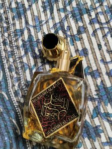 Mukhallat Al Lail Perfume