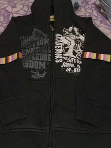 Jeans And Sweatshirt Upto 8 Year Boy