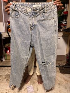 ripped baggy jeans