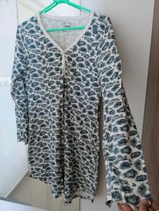 Winter Short Night Gown - Size M