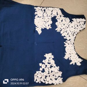 It&#39;s A Beautiful Gown In Good Condition.Length49in