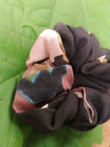 BEST SCRUNCHIES FOR YOUR HAIR