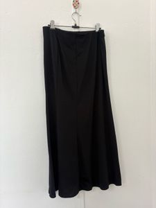 Comfortable Black Skirt