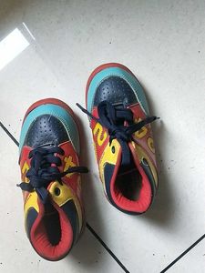 10 No. Shoes