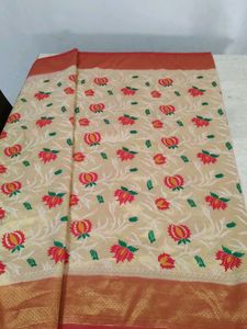 Stunning Floral Silk Sari...