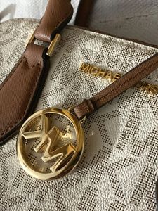 Michael Kors Vanilla &amp; Acorn Marilyn Logo Med Satc
