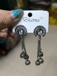 Jhumkas