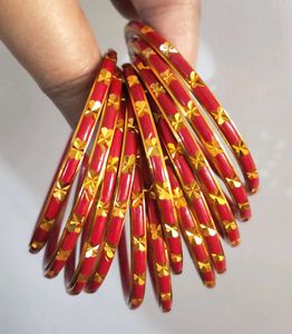 Gold Design Glass Bangles