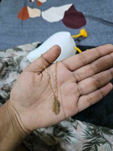 Feather Pendant Necklace