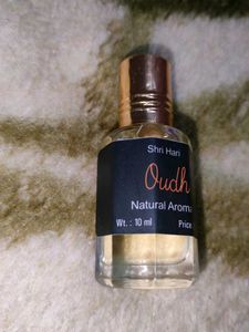Dubai UAE Oudh : Roll On Ittar