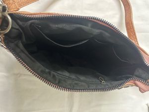 Cute Shoulder Bag With Chain Detail