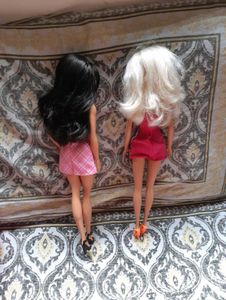 2 Combo Barbie Dolls Orignal