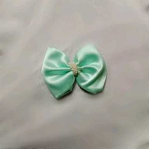 Pearl Embellished Hair Bows