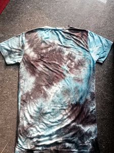T-Shirt(XL) With Good Condition