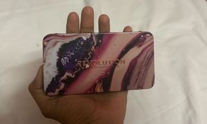 Eyeshadow Palette : makeup revolution allure