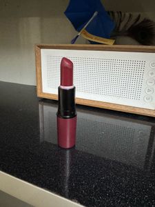 Mac Elegant Lipstick ( Diva Matt 603)