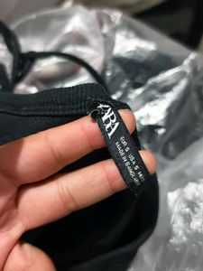 241611. Black Ribbed Tank Top