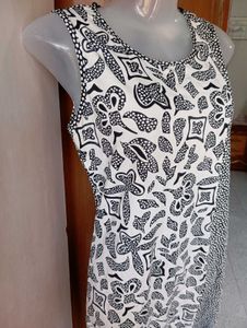 Patterned Sleeveless Dress
