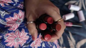 Zudio Lipstick ( Pack Of 6)
