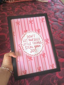 Motivational pink coqqutte bow Wall Art