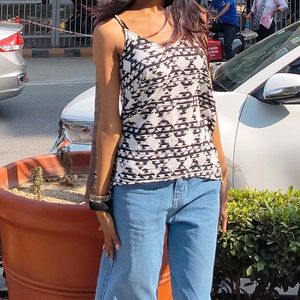 Patterned sleeveless top