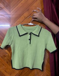 Vibrant Green Crop T-Shirt – Effortless Style Meet