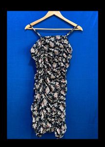 Floral Ruched Dresss , Very Very Pretty 🥹🤌🏻