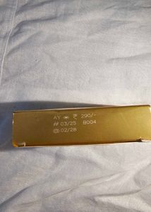 Lakme Ultimate Gel Compact