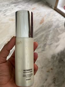 Makeup Fixing Spray