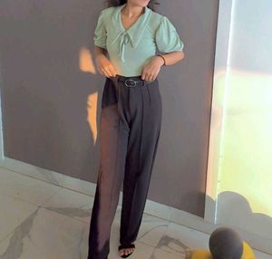 Cute Bow Crop Top💚