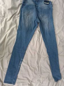 Light Wash Skinny Jeans