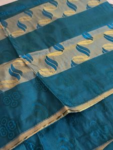 Elegant Blue &amp; Gold Saree