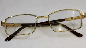 Sun glasses Metal frame trend new stock totally