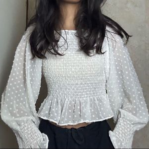 Beautiful Balloon Sleeves Top 💌