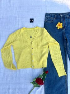 Outfit Set - Yellow Cardigan &amp; Wide Leg Jeans