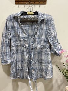 Cute top/shirt (S/M)