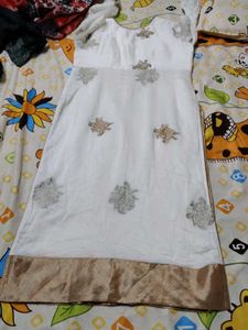 Elegant White Embroidered Kurta