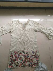 Short Kurti With Dhoti And Organza Duppata
