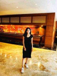 Elegant Black Midi Dress