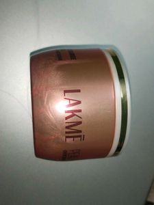 Lakme Peach Milk Moisturizer