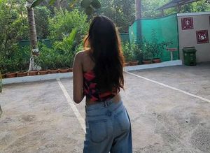 one shoulder crop top