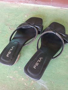 Black Bow Flats