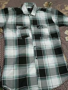 Plaid Flannel Shirt - Classic Style