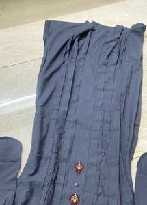New Designer Kurti With Embroidery Work