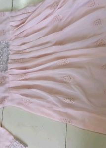Elegant Pink Embroidered Kurta