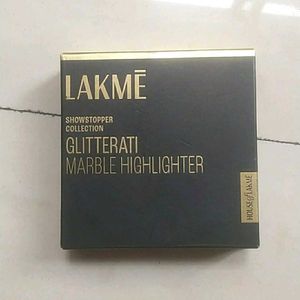 Lakme Shimmer Rose Highlighter