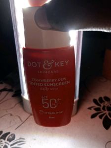Dot &amp; Key Sunscreen SPF 50