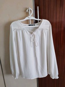 White T Shirt For Women By Van Huesen