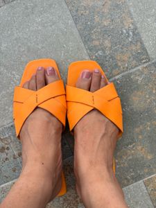 H&amp;M- Set Of 2 Flats